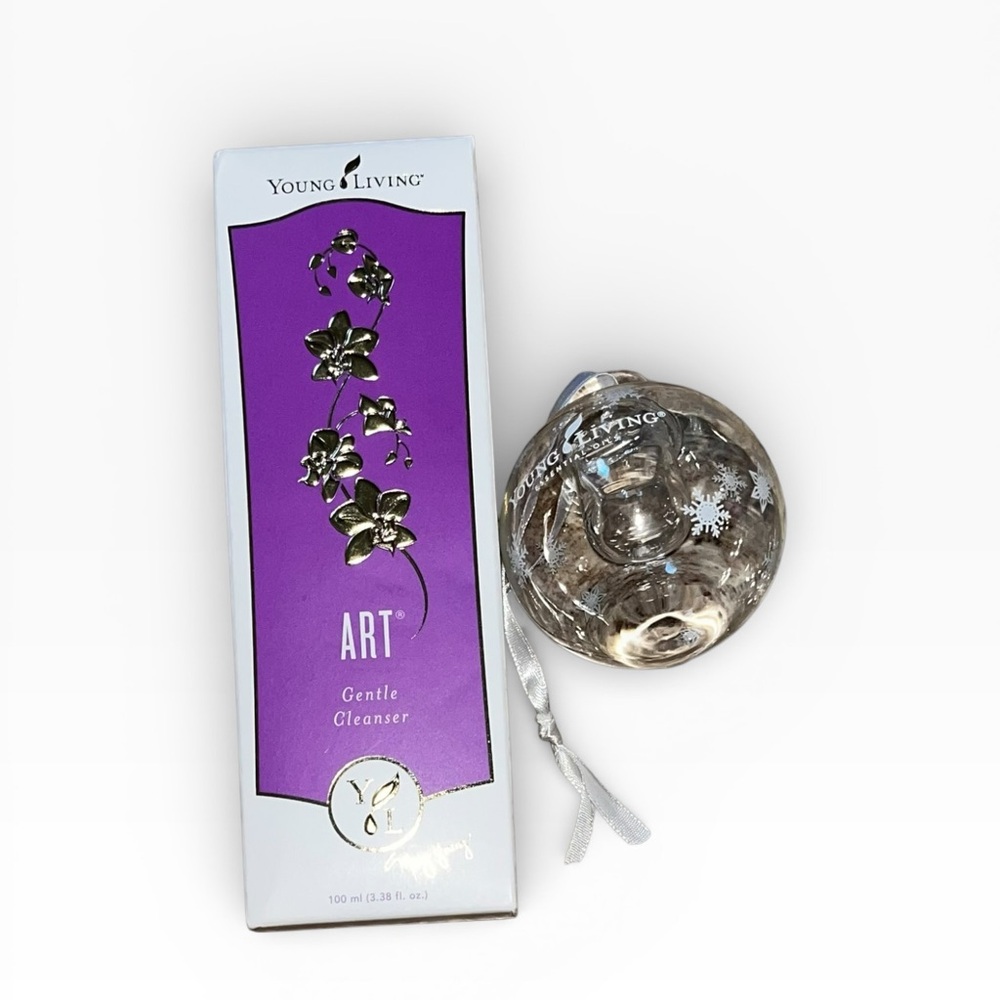 Young Living Essential Oils the beauty of ART Gentle Cleanser new + diffuser